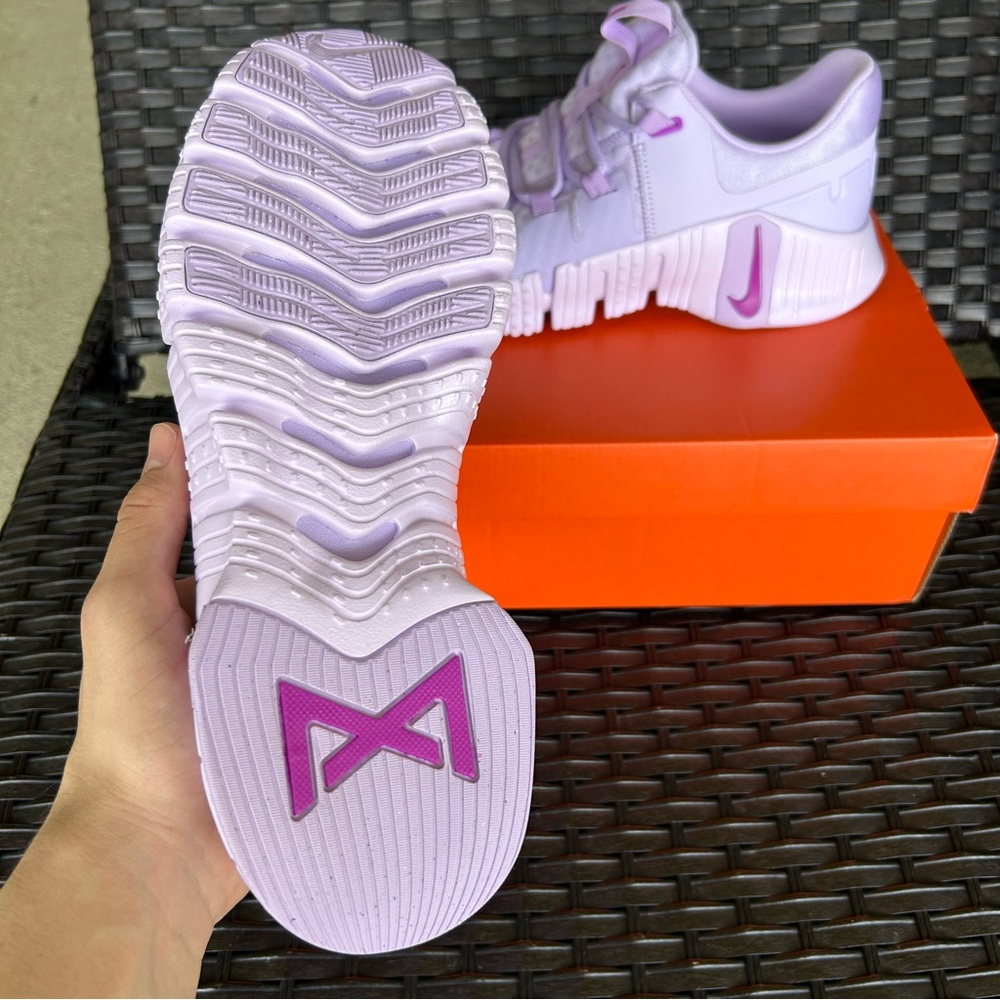 NIKE FREE METCON 5 LILAC BLOOM Size 11 W - Picture 5 of 5